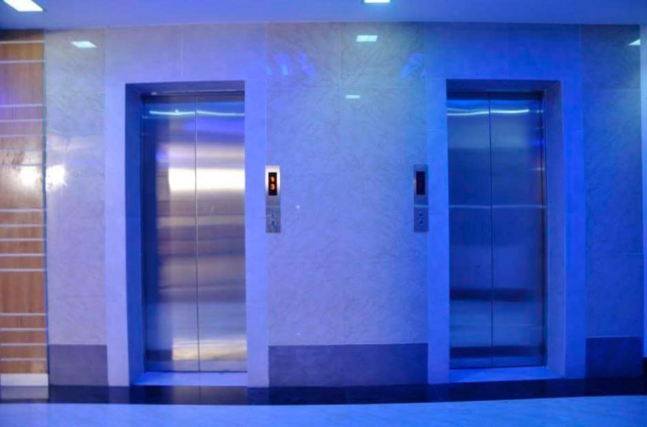 Hotel City Plaza Jessore Esterno foto