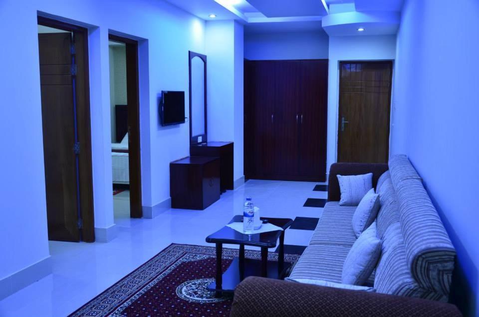 Hotel City Plaza Jessore Esterno foto